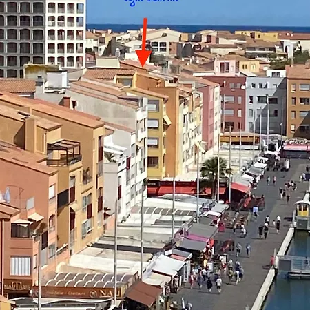 Au Centre Du Cap D'agde *