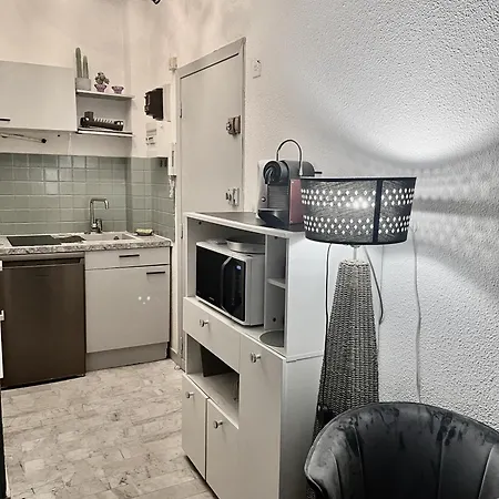 Oiseau Bleu Mole Port & Centre Cap D